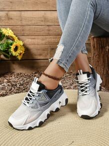 New Fashionable Casual Sports Shoes, Soft Sole Lightweight Trainers, Flat Four-Season Versatile Comfortable Women's Board Shoes, Thick Sole Air-Permeable Chunky Sneakers