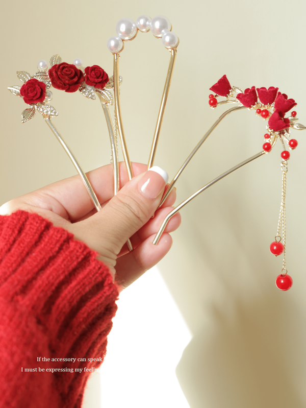 Fermaglio per capelli a forma di rosa per donne in autunno e inverno, nuovo fermaglio per capelli intrecciato in velluto stile cinese, copricapo stile antico Hanfu, fermaglio a forcina a forma di U con frange