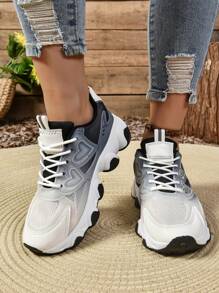 New Fashionable Casual Sports Shoes, Soft Sole Lightweight Trainers, Flat Four-Season Versatile Comfortable Women's Board Shoes, Thick Sole Air-Permeable Chunky Sneakers