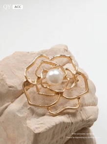 1pc Goddess Brooch Elegant Brooch Natural Faux Pearl Chic Accessory Coat Collar Decoration Valentines Dress Accessories Pin For Clothes Bag Charm School