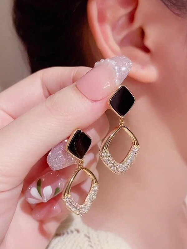 1pc Retro Teardrop Shape Faux Gem Pendant Earrings, Women's Fashion Geometric Rhinestone Earrings