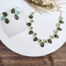 MIA NECKLACE AND EARRING KIT - SHADES OF GREEN - View 3
