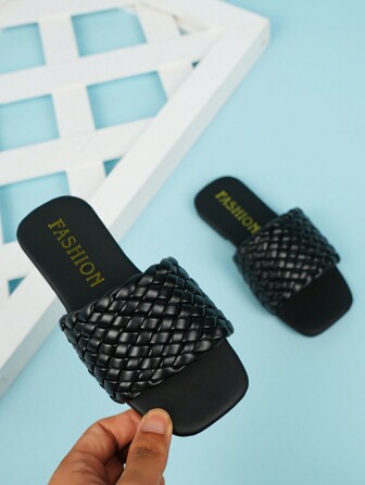 儿童休闲编织露趾一脚蹬凉鞋，儿童简约时尚沙滩鞋