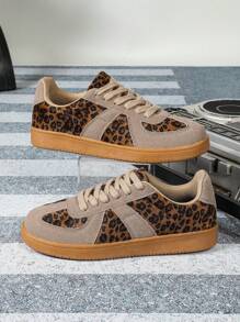 Zapatos anchos de corte retro en color marrón, extra anchos para mayor comodidad, suelas de goma duraderas y antideslizantes, zapatillas de mujer con diseño estilizado de estampado de leopardo, adecuados para vacaciones, regalos, fiestas, uso diario y escuela - marrón leopardo - Ver 5
