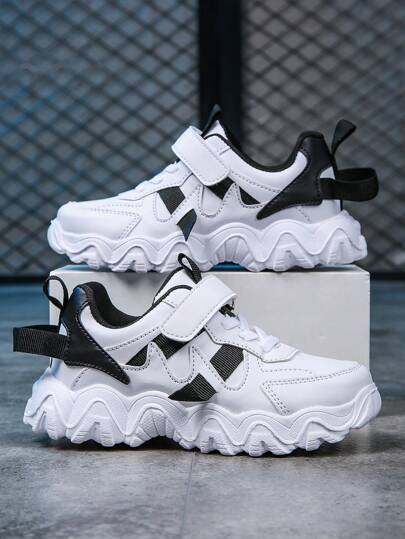 Scarpe sportive casual con superficie in pelle alla moda per bambini e bambine, impermeabili, adatte per l''uso all''aperto in primavera e autunno