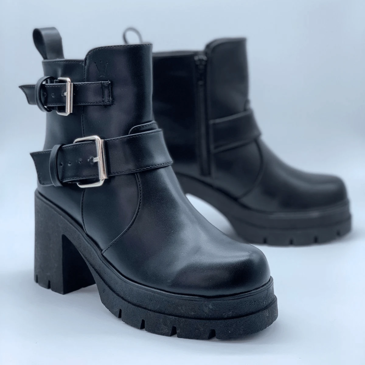 BOTÍN - Negro - Ver 1