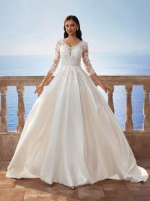 HEARBOBO 华丽优雅高贵长袖奢华花卉蕾丝透明性感V领新娘婚纱 - 白色 - 查看 7