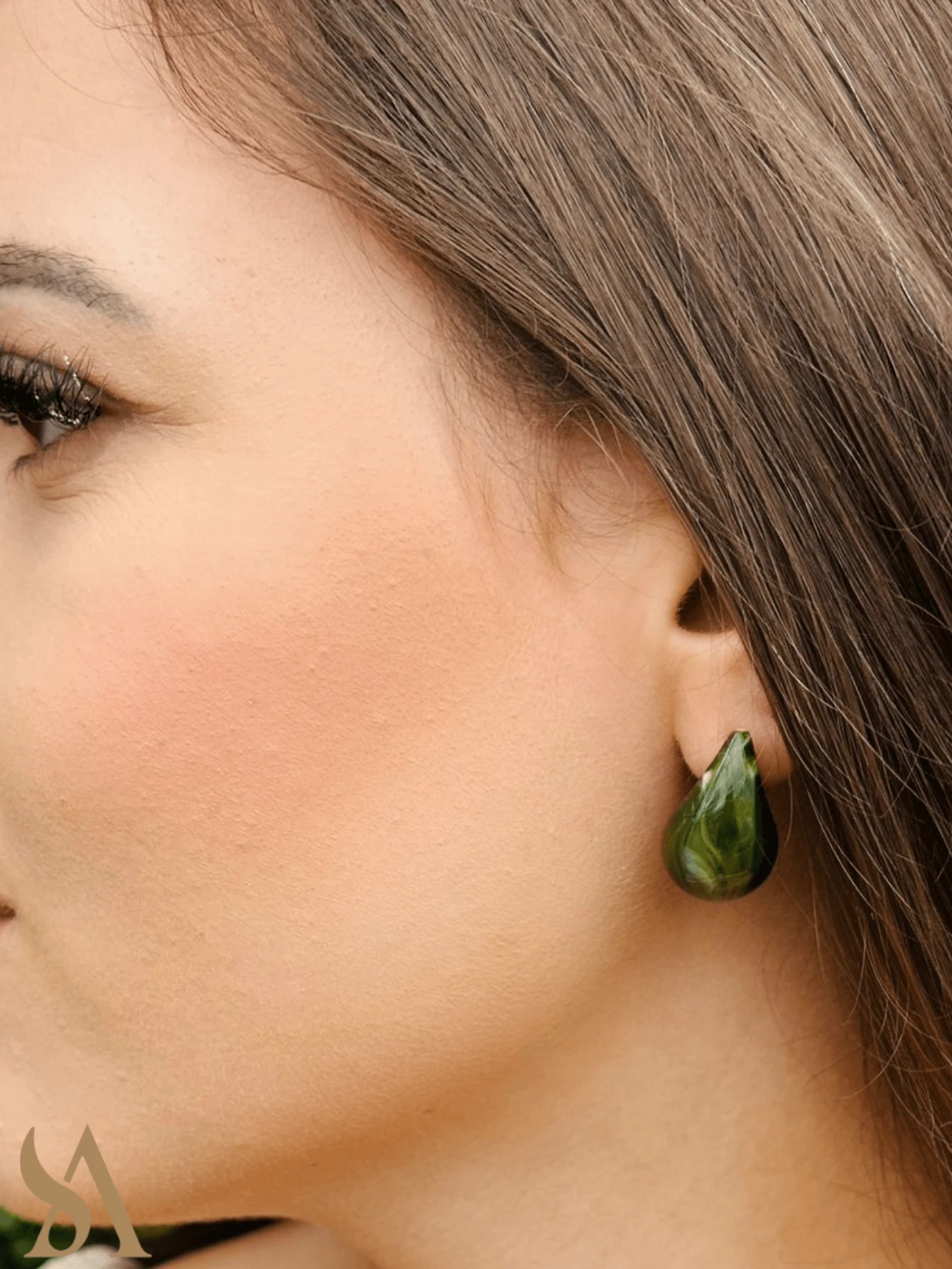DARK GREEN DROP-SHAPED ACRYLIC EARRING - 墨綠色 - 查看 1