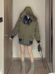 conciso Winterparka mit Kapuze, Dropped-Shoulder und gepolsterter Jacke mit Fake-Fellkragen