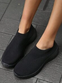 Chaussures plates décontractées en tricot respirant pour femmes, de couleur noire. Chaussures décontractées, confortables et sportives à rayures respirantes. Chaussures de sport à semelle large légère et antidérapante. Chaussures d'été pour femmes. Chaussures de course décontractées