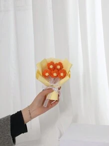 1束创意毛线球花束，附赠礼品袋，尺寸16厘米 x 10厘米，适合作为母亲节礼物、生日礼物、节日礼物、派对礼物、返校礼物、情人节礼物、纪念品。 - 彩色 - 查看 12