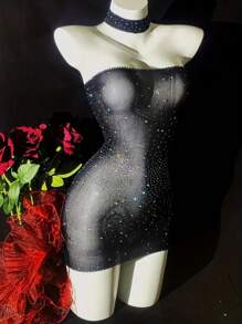 Completo lingerie sexy composto da abito con design aderente e decorazioni in strass, senza biancheria intima, abbigliamento sexy da donna con abito e collana