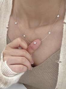 优雅四叶草项链，高品质长链项链，配以优美流苏，适合女性，情人节、母亲节礼物 - 銀色白鋯五朵花 - 查看 2