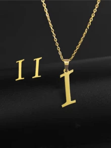 1 套钛钢 26 字母设计时尚百搭耳钉和吊坠项链首饰套装，适合男士，18K 镀金，适合送礼和日常佩戴