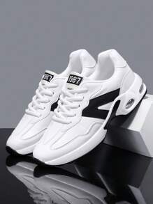 Sneakers sportive casual, scarpe da running alla moda per adolescenti