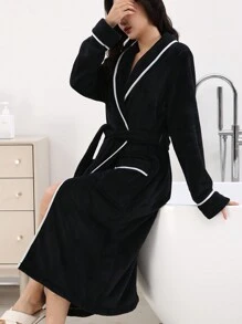 1件装女士黑色珊瑚绒浴袍，带口袋，吸水滚边，休闲款 - 黑色平毛包白邊浴袍 - 查看 8