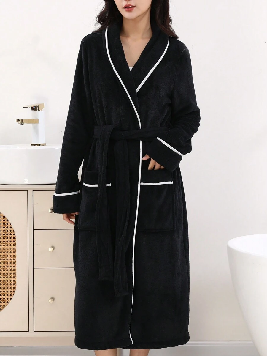 1件装女士黑色珊瑚绒浴袍，带口袋，吸水滚边，休闲款 - 黑色平毛包白邊浴袍 - 查看 1