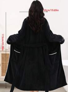 1件装女士黑色珊瑚绒浴袍，带口袋，吸水滚边，休闲款 - 黑色平毛包白邊浴袍 - 查看 10