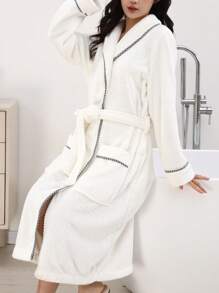 1 pieza Bata de baño blanca con ribete de color contrastante para mujer, gruesa, para uso en verano, boda, hogar, baño, de vuelta a la escuela