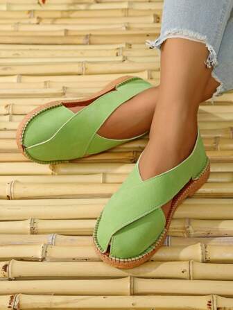 Sandalias romanas verdes simples con puntera abierta, estilo vintage británico, versátiles, de nueva moda, con punta redonda, calado, planas, transpirables, cómodas, de suela blanda y antideslizante para mujer