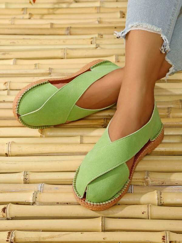 Women's Vintage British Style Fashion Versatile New Round Toe Hollow-Out Flat Breathable Comfortable Soft-Sole Non-Slip Open-Toe Simple Green Roman Sandals