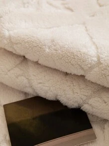1pc Cream-Colored Plush Sofa Cover, Non-Slip Sofa Pad For Home Use In Autumn/Winter, Pet-Friendly Sofa Protector, Suitable For Bedroom, Living Room, Office, Home Decor