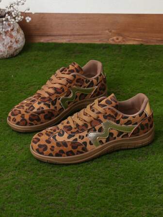 Fashionable Women's Flat Soft Casual Sneakers, Korean Style Ins Lightweight Versatile White Shoes, Suitable For Spring & Autumn