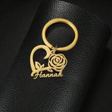 Porte-clés personnalisé avec cœur creux en rose en acier inoxydable. Porte-clés mode, bijou, cadeau pour petite amie, pendentif de sac