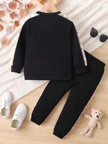 Young Boys Teddy Bear Embroidery Plaid Splice Sweatshirt & Pants 2pcs Set