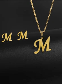 1 套钛钢 26 字母设计时尚百搭耳钉和吊坠项链首饰套装，适合男士，18K 镀金，适合送礼和日常佩戴