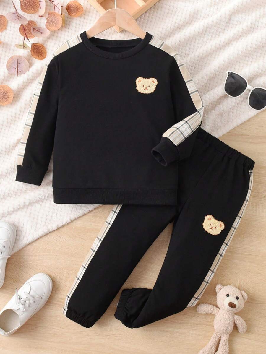 Young Boys Teddy Bear Embroidery Plaid Splice Sweatshirt & Pants 2pcs Set