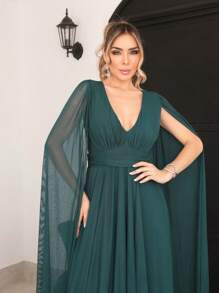Women's Long Party Dress With Slit Cape Sleeve V-Neck Solid Color Elegant New Year's Eve - 墨綠色 - 查看 1
