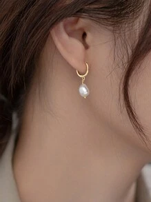 1 Pair S925 Sterling Silver Earrings With Natural Freshwater Pearl Drop, Golden, Elegant & Fashionable, Suitable For Women To Wear Daily As Delicate Gifts