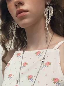 1 paire de boucles d'oreilles à franges avec chaîne, nœud papillon et fausses perles en couches. Boucles d'oreilles uniques et personnalisées de luxe avec zircone et perles, nœud papillon et chaîne. Idéal pour un port quotidien, cadeau pour Noël, Nouvel An et la Saint-Valentin pour les femmes