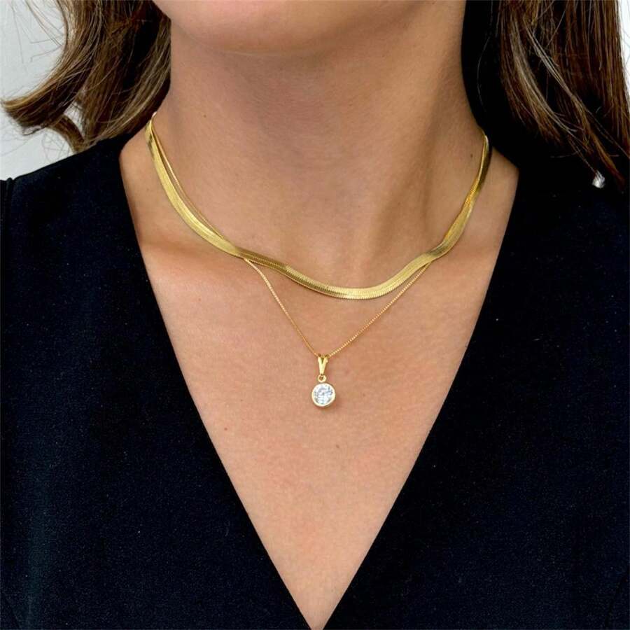 Zirconia Point Of Light Necklace + 18k Gold Plated Laminated Choker - 金色 - 查看 1