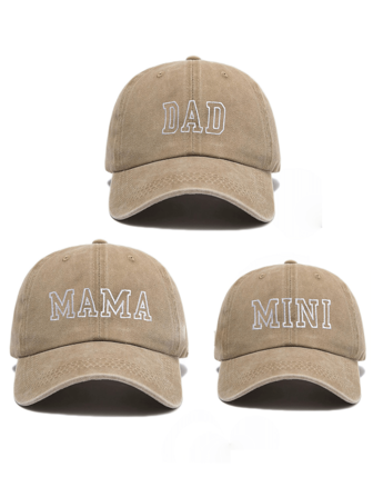 Set de 3 gorras con bordado "PAPÁ, MAMÁ, MINI" aptas para actividades al aire libre