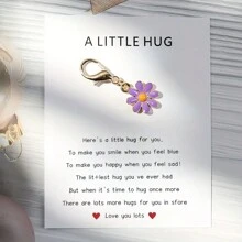 1/2/4Sets Lovely Daisy Mini Hug Card Sets,Daisy Keychain Combo,Comprising Of Cards And Cute Daisy Keychains, These Pocket Hug Cards Are Ideal For Gifting To Friends, On Special Days Such As Birthdays, Weddings, For Mother's Day, Father's Day, Valentine's Day, Serving As An Encouraging Token Or A Sweet Way To Say 'I Miss You'."