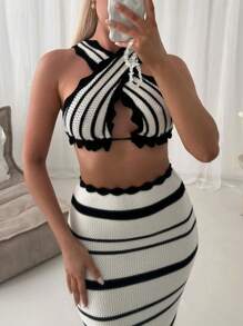 Apperloth A 两件套性感波西米亚风撞色条纹露背针织文胸搭配荷叶边钩编长裙沙滩罩衫泳衣 - 黑與白 - 查看 3