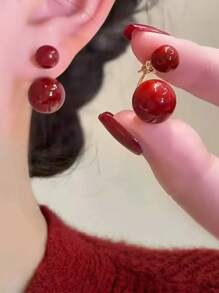 1 对时尚欧式经典红色仿珍珠耳环，时尚百搭简约设计别致优雅耳环，适合女士情人节 - A - 查看 13