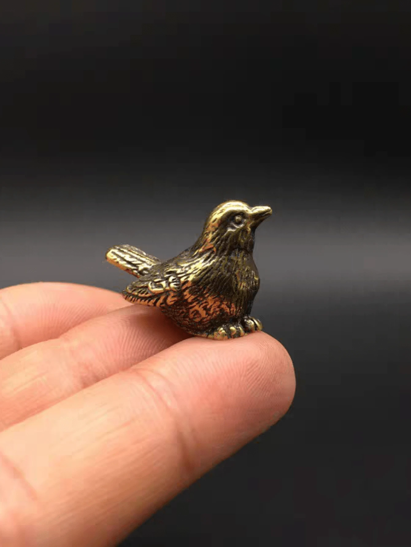 1/2 件复古装饰品迷你复古黄铜鸟雕像复古麻雀雕像小动物雕塑适用于客厅卧室家居办公室桌面架子装饰品金色家居装饰品茶宠物装饰最佳礼物 - 銅色 - 查看 1