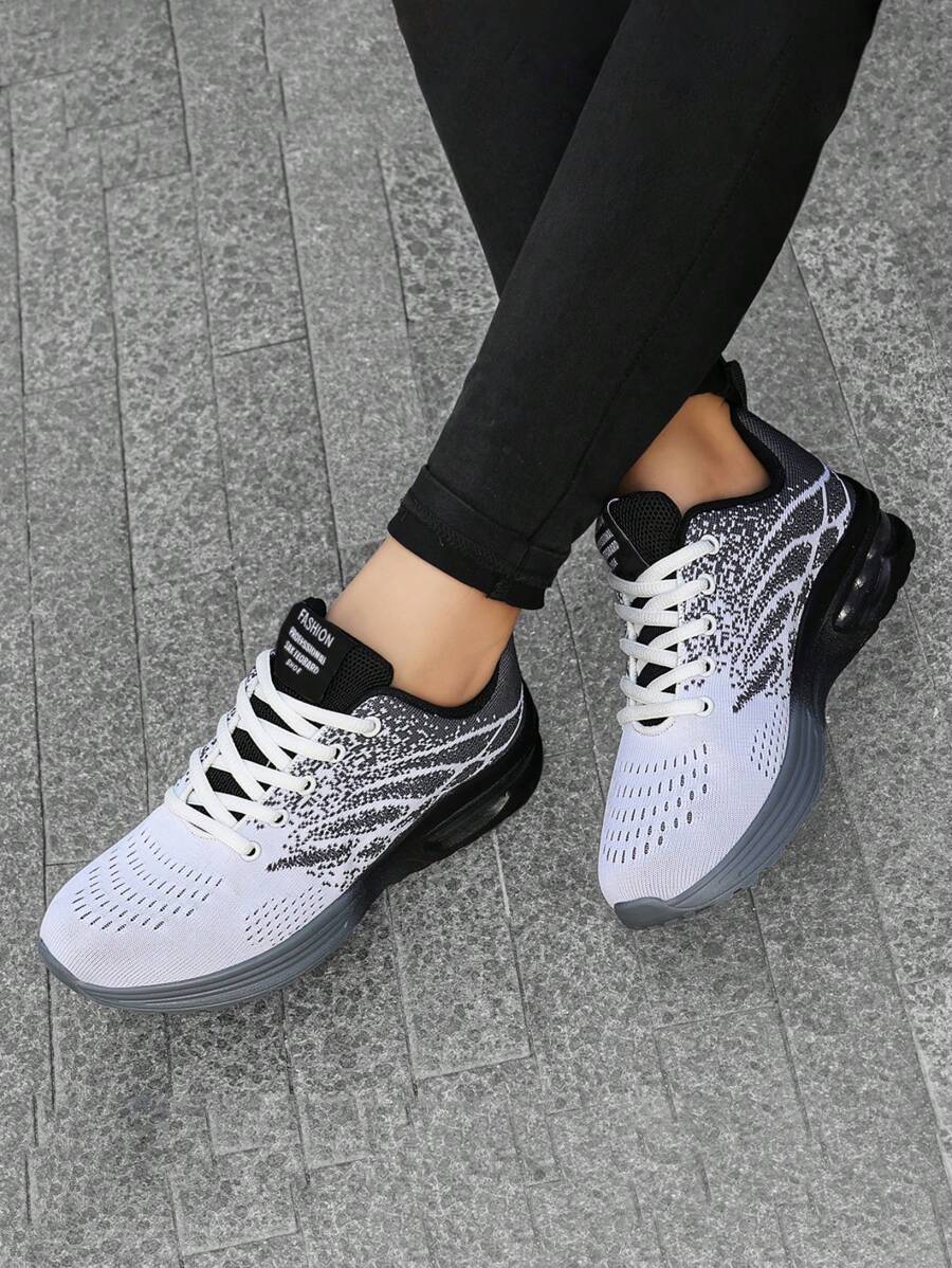 Stylish Lace-Up Sneakers - Fashion Sneakers With Breathable Knitted Upper, Lightweight And Casual Design, Ideal For Low-Top Sports, Running, And Outdoor Activities - 黑與白 - 查看 1