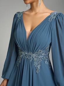 SUPGIR V 领灯笼袖褶饰串珠刺绣优雅露背雪纺连衣裙、伴娘服 - 霧霾藍 - 查看 7