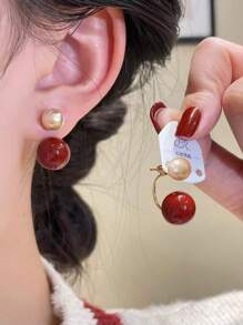 1 对时尚欧式经典红色仿珍珠耳环，时尚百搭简约设计别致优雅耳环，适合女士情人节 - A - 查看 11
