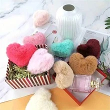 52 Stücke Herzförmiger Flauschiger Bommel Schlüsselanhänger Set, DIY Bastelset beinhaltet 12 Stücke Fellbälle, 20 Stücke Metallringe und 20 Stücke Schlüsselanhänger, ideal als Schlüsselanhänger für Frauen, Taschenanhänger, Valentinstag Geschenk, Autoaccessoires, Schule