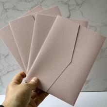 25pcs Tri-Fold Pocket Wedding Invitation Cards With Envelopes, Simple Invitation Cards For Engagement, 15th Birthday, Christening, DIY Invitations, 5*7 Inch Invitations, Pocket Invitations, Customized Invitations, Christmas Cards - Pink - View 5