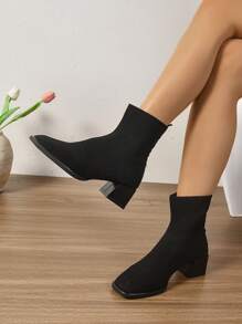 Fall/Winter 2025 Women's Lace-Up Pointed Toe Mid-Calf Boots - Black - View 7