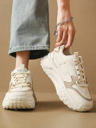 女士系带白色运动鞋、女士运动鞋、一脚蹬鞋、女士厚底坡跟运动鞋、女士运动鞋、时尚运动鞋、厚底跑鞋