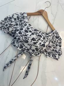 Printed Top With Tie At The Back And Cropped Cups - 黑與白 - 查看 1