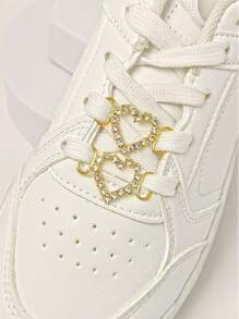 2 Peças Encantos elegantes de liga oca para sapatos, decorados com brilhantes cristais e pérolas falsas, adequados para botas e tênis