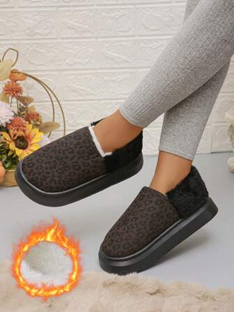 大码女士冬季新款豹纹拖鞋，厚毛绒衬里，舒适一脚蹬室内拖鞋，防滑鞋底